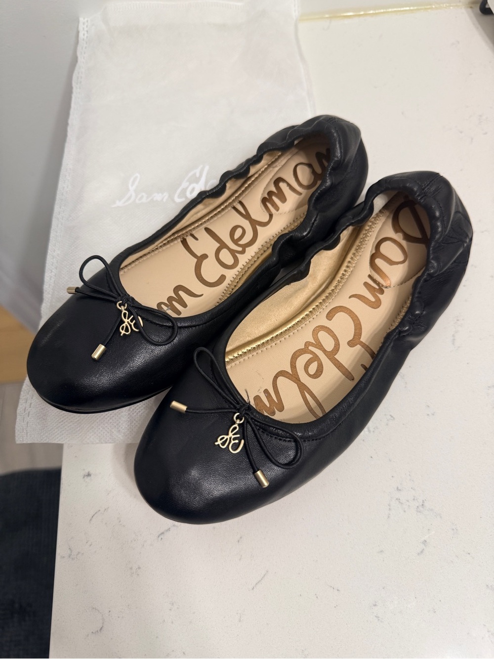 Sam Edelman Black Leather Bow Ballet Flats with Gold Accents - Size 7